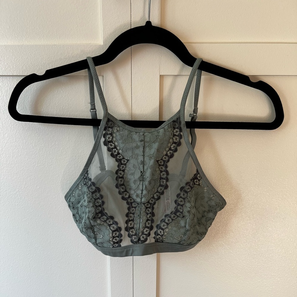 Victoria’s Secret High Neck Lace Embroidered‎ Mesh Cano Spaghetti Strap Bra Sz S